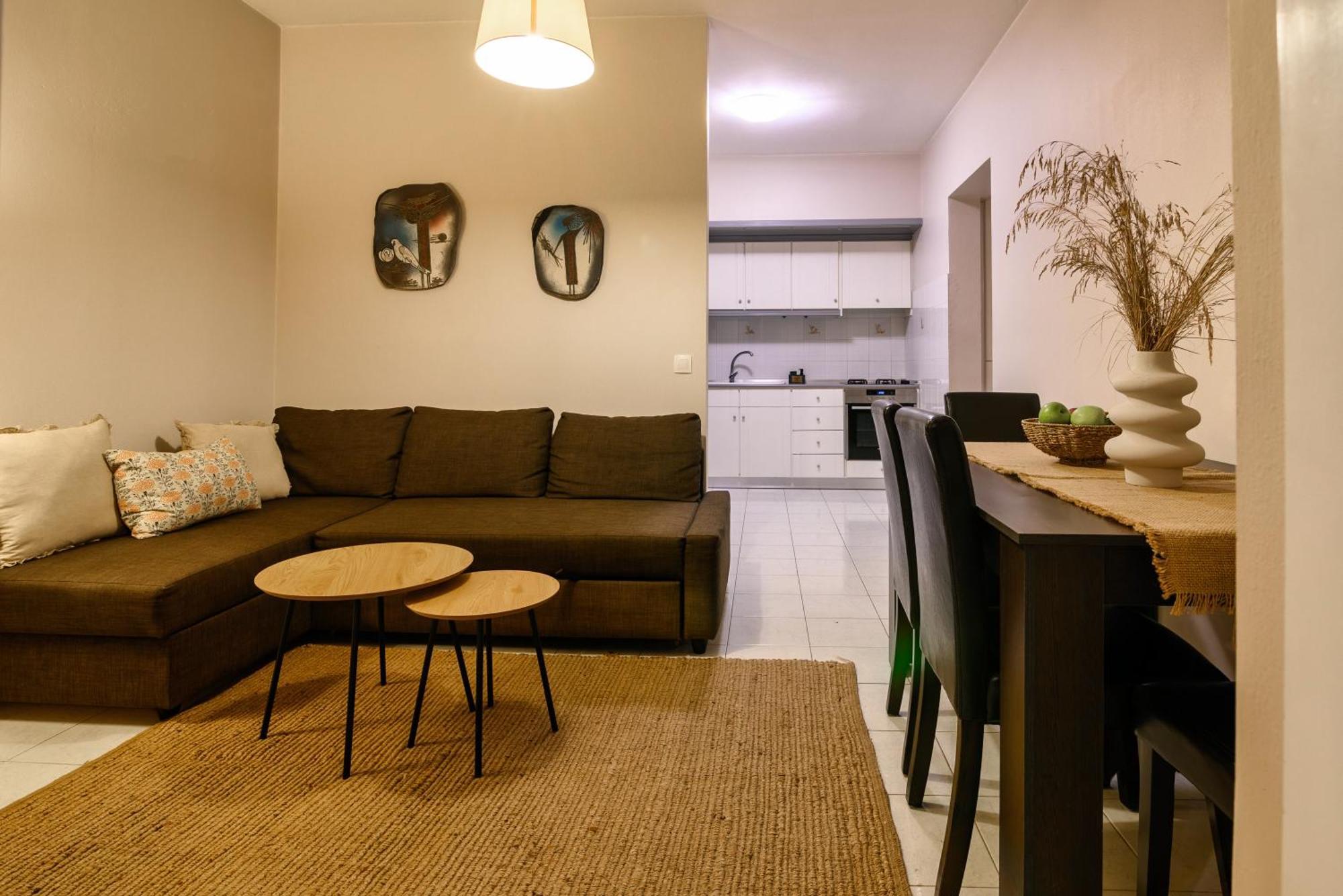 Harama House - Seaview Apt.